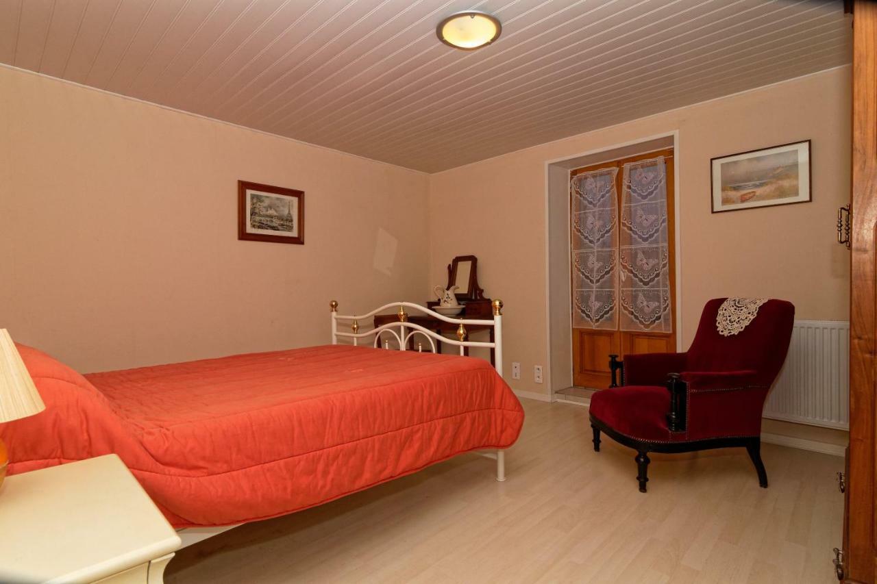 Gite De Sauviat 25 Chemin Du Grand Pacher Le Bourg De Sauviat 63120 Екстериор снимка