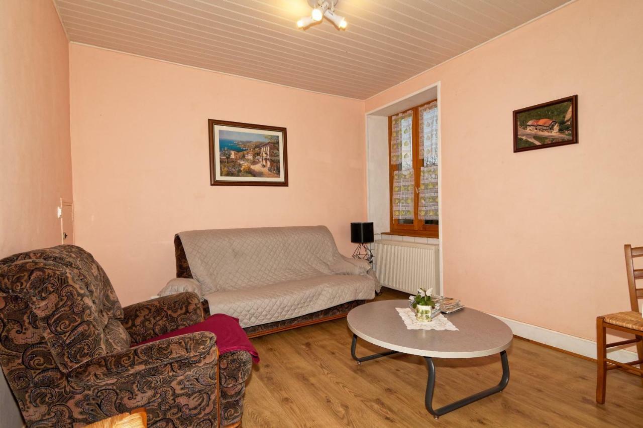 Gite De Sauviat 25 Chemin Du Grand Pacher Le Bourg De Sauviat 63120 Екстериор снимка